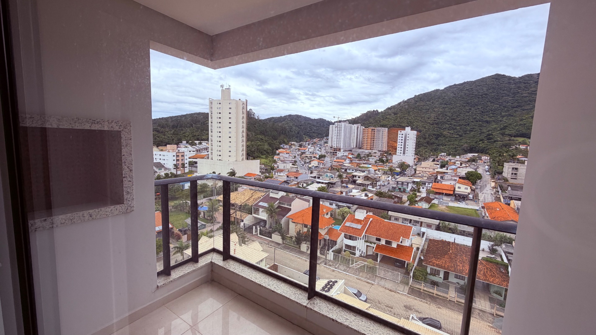 Apartamento 2 suites no Bairro Fazenda 4