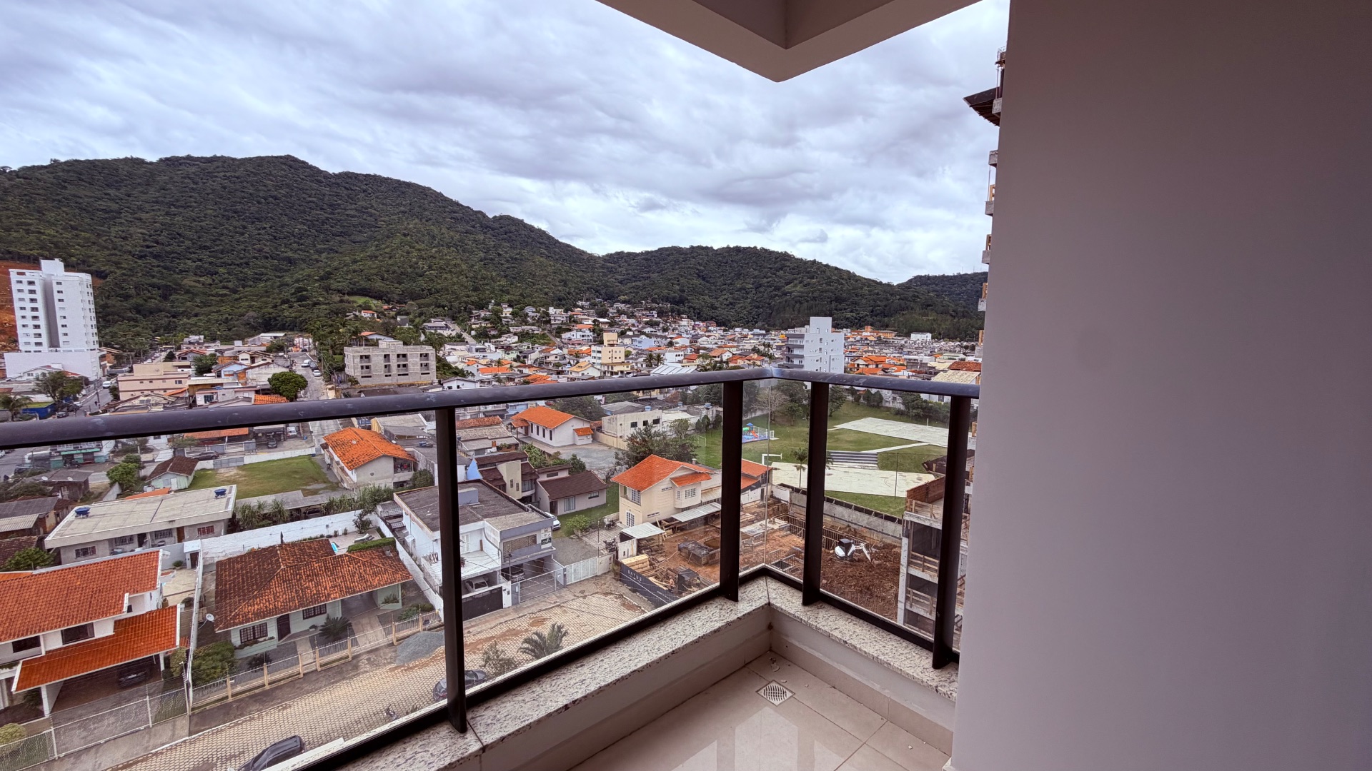 Apartamento 2 suites no Bairro Fazenda 6