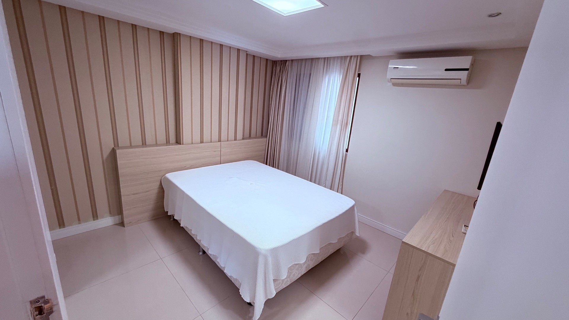 3 suites com vista mar em Balneário Camboriu 13