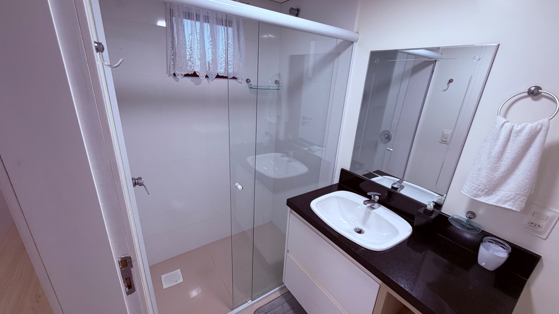 3 suites com vista mar em Balneário Camboriu 16