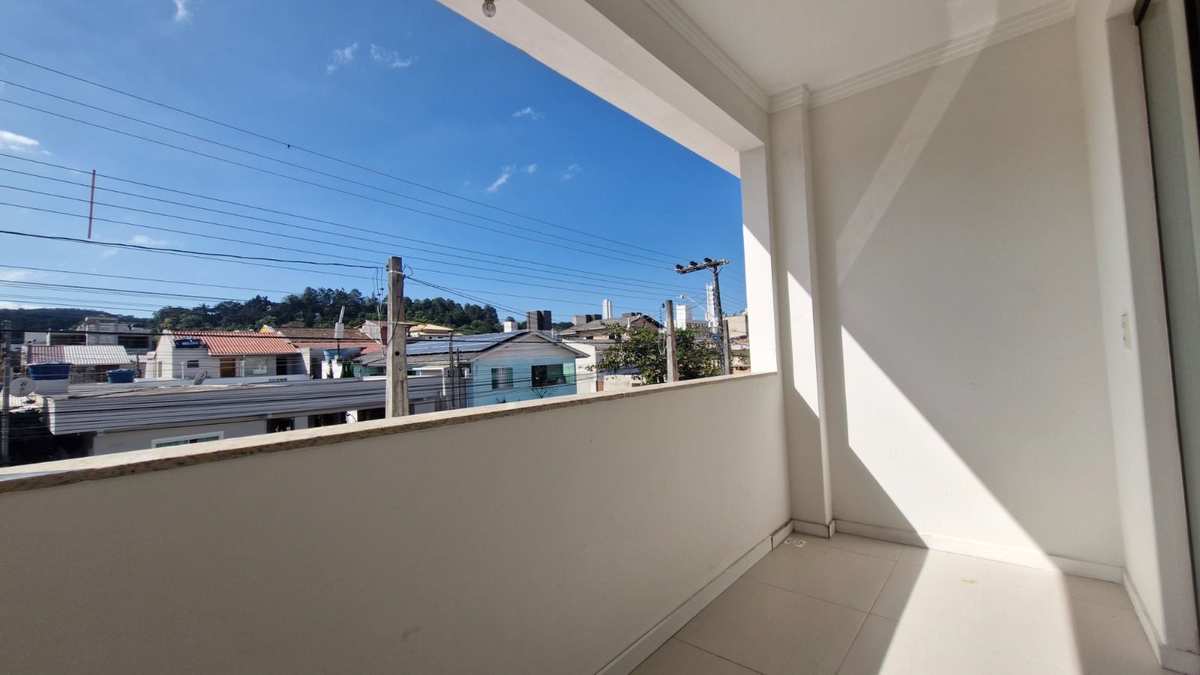 Casa em condomínio | 3 Dormitórios, 1 Suíte, 148 m² e 2 Vagas | Nações 13